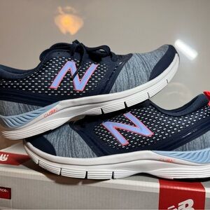 NWT New Balance Women's Athletic Shoes - Blue and Orange